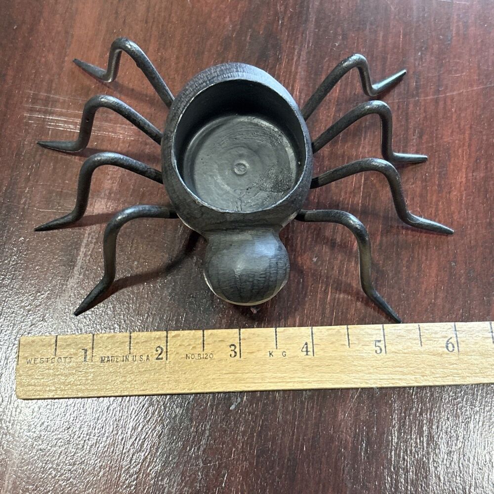 Cast Metal Tea Light Spiders - Picture 7 of 7